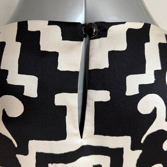 Tibi 100% Silk dress, Black with ecru pattern, size 4 - Picture 7 of 9